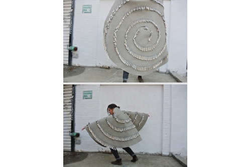 Maria Hupfield, Jingle Spiral, 2015
Tin jingles on industrial felt
178 x 178 x 3 cm (70″ x 70″ x 1″)
Collection Musée des beaux-Arts de Montréal, Canada
