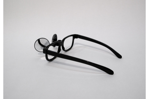 Jean-Benoit Pouliot, Lunettes superposantes, 2016
Modified glasses and mirror
