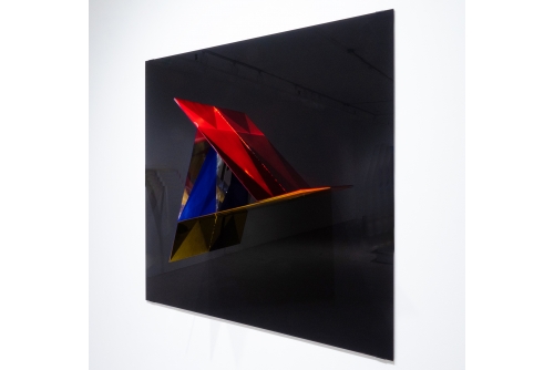 Julie Trudel, Trio de rectangles (sur noir), 2022
Feuilles d’acrylique décapées, sablées, pliées, assemblées et gesso
115 x 115 cm (45” x 45”)
