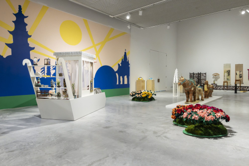 Karen Tam, Sea of Clouds, 2024
Installation view
Illingworth Kerr Gallery, AUArts, Calgary, Canada
(photo : Katy Whitt)
